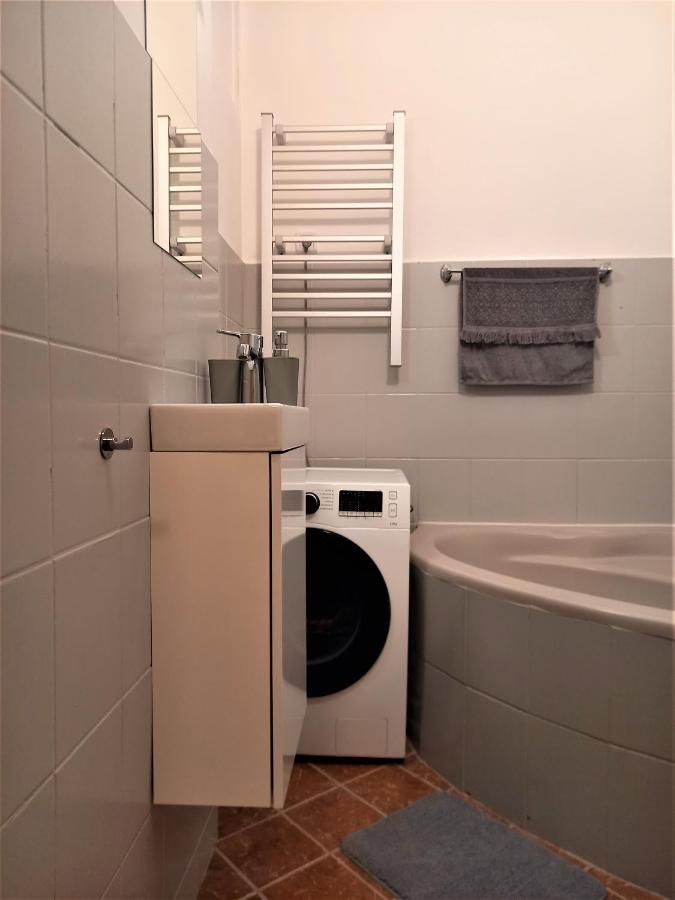 Quiet And Private Studio In The Center Apartment บูดาเปสต์ ภายนอก รูปภาพ